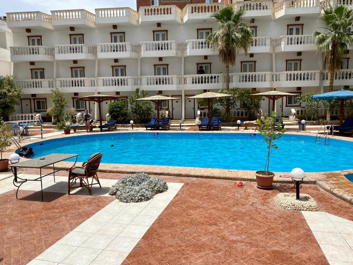 Zak Inn Hurghada Exterior photo