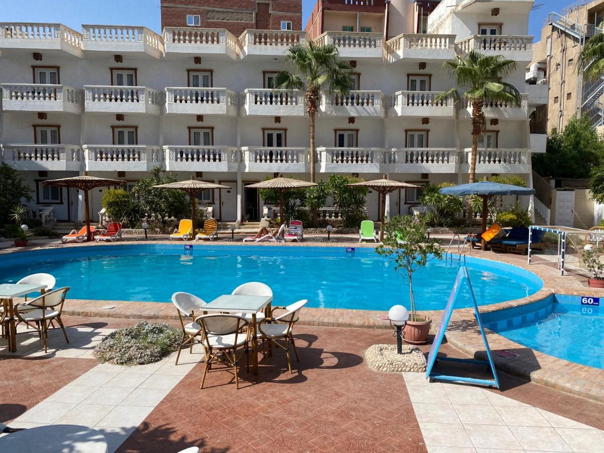 Zak Inn Hurghada Exterior photo