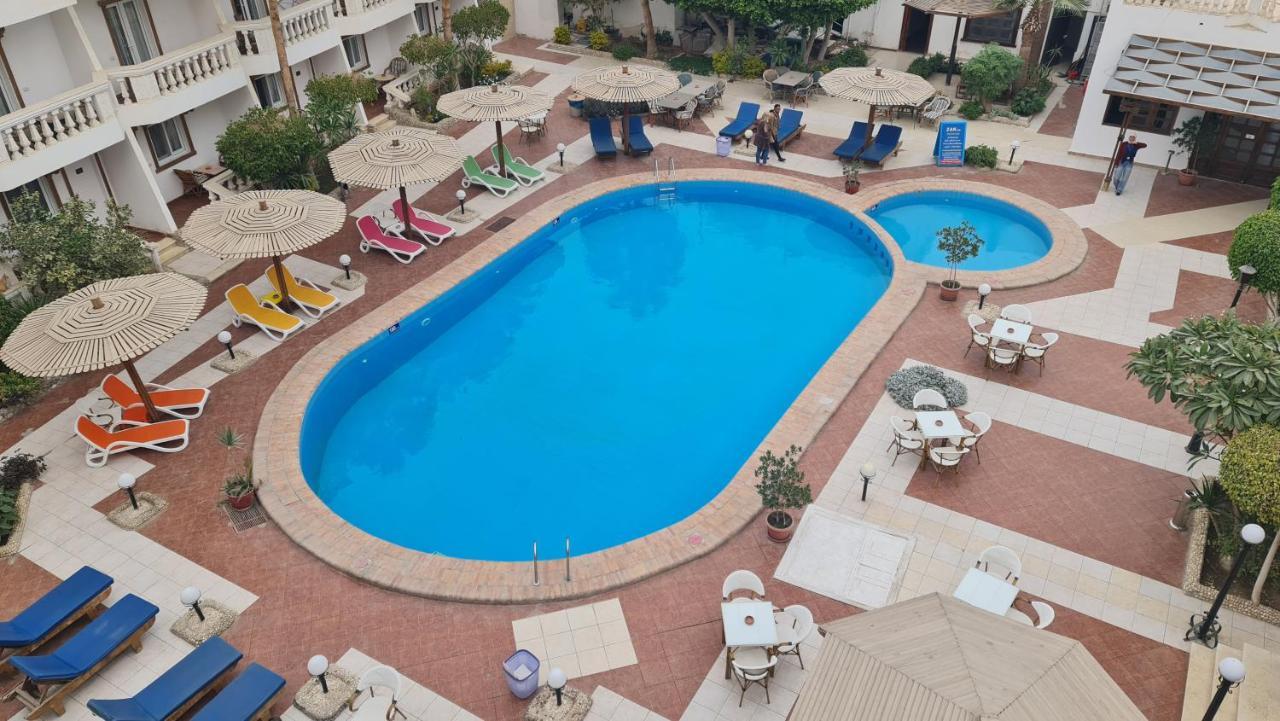 Zak Inn Hurghada Exterior photo