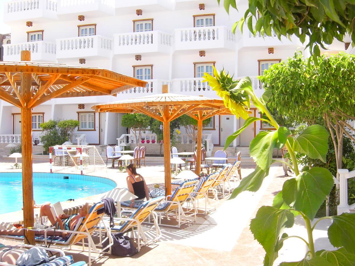 Zak Inn Hurghada Exterior photo