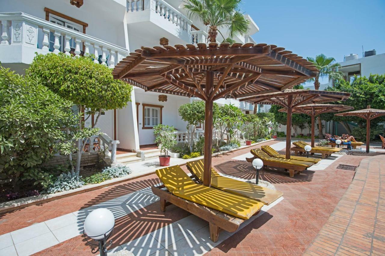 Zak Inn Hurghada Exterior photo